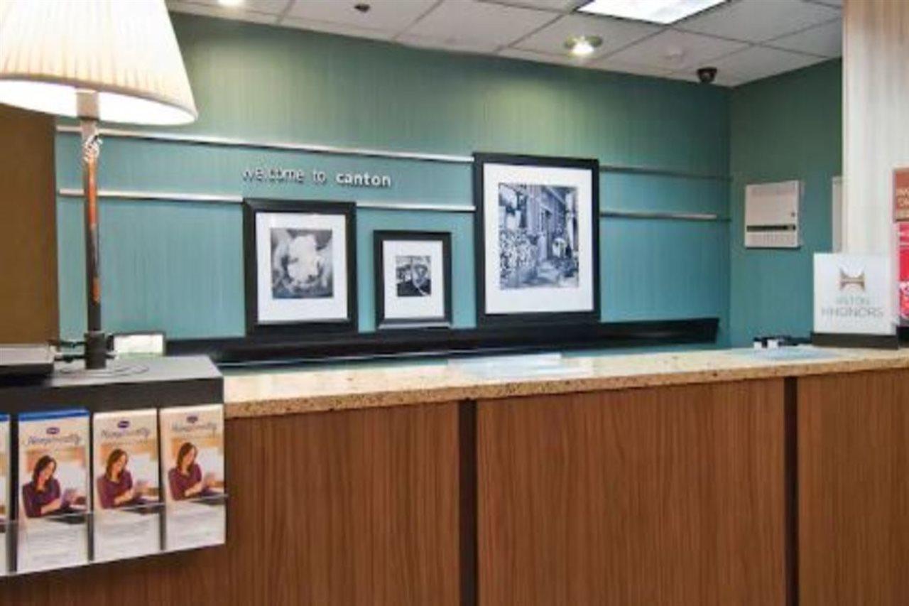 Hampton Inn Canton Extérieur photo