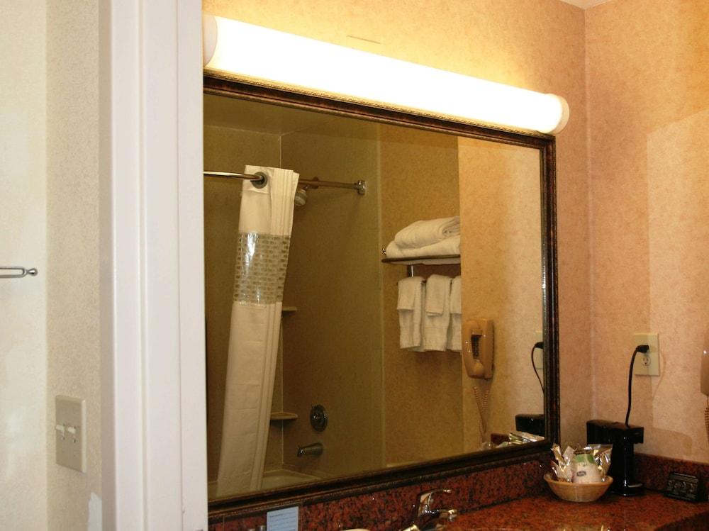 Hampton Inn Canton Extérieur photo