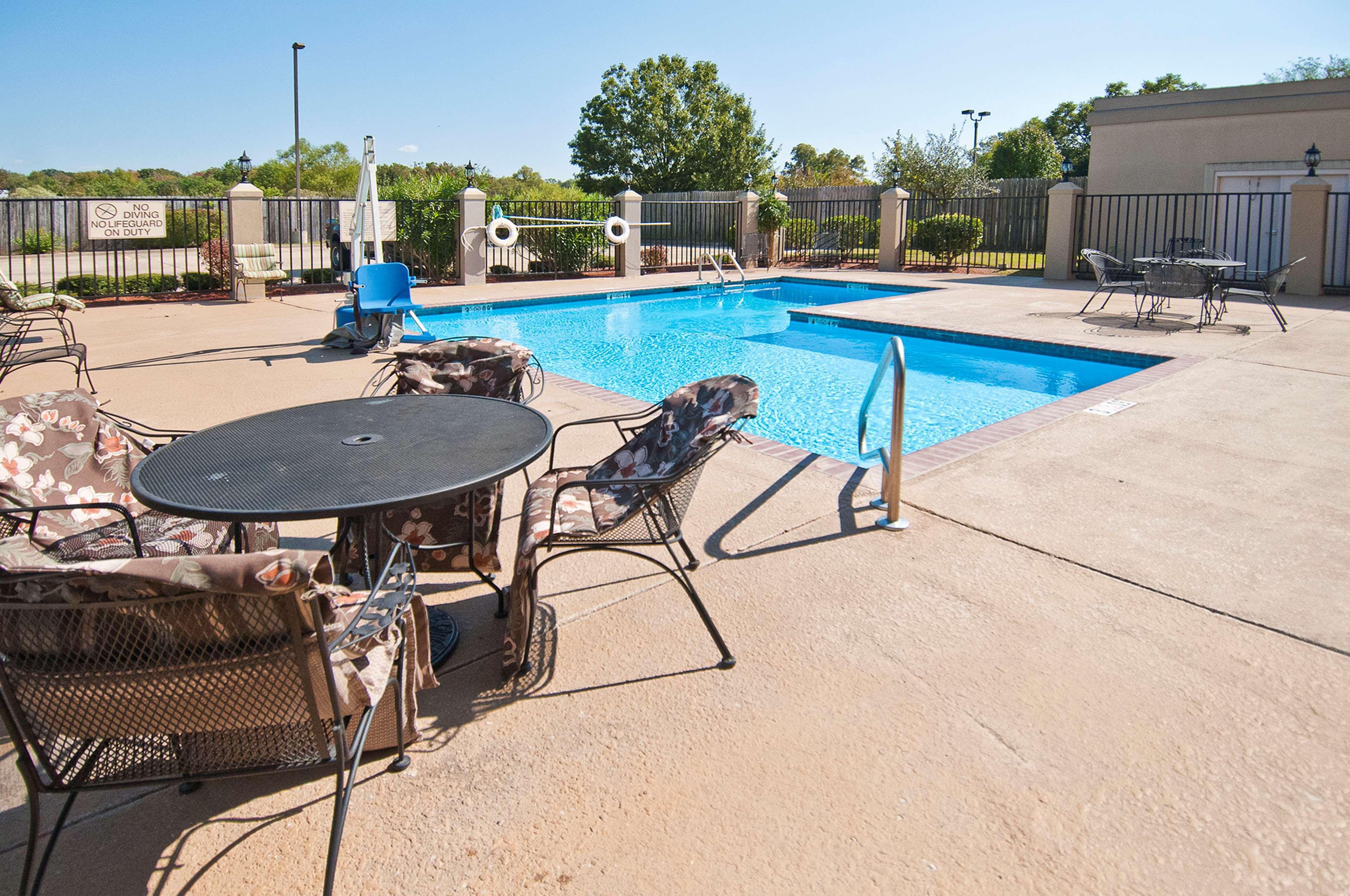 Hampton Inn Canton Extérieur photo
