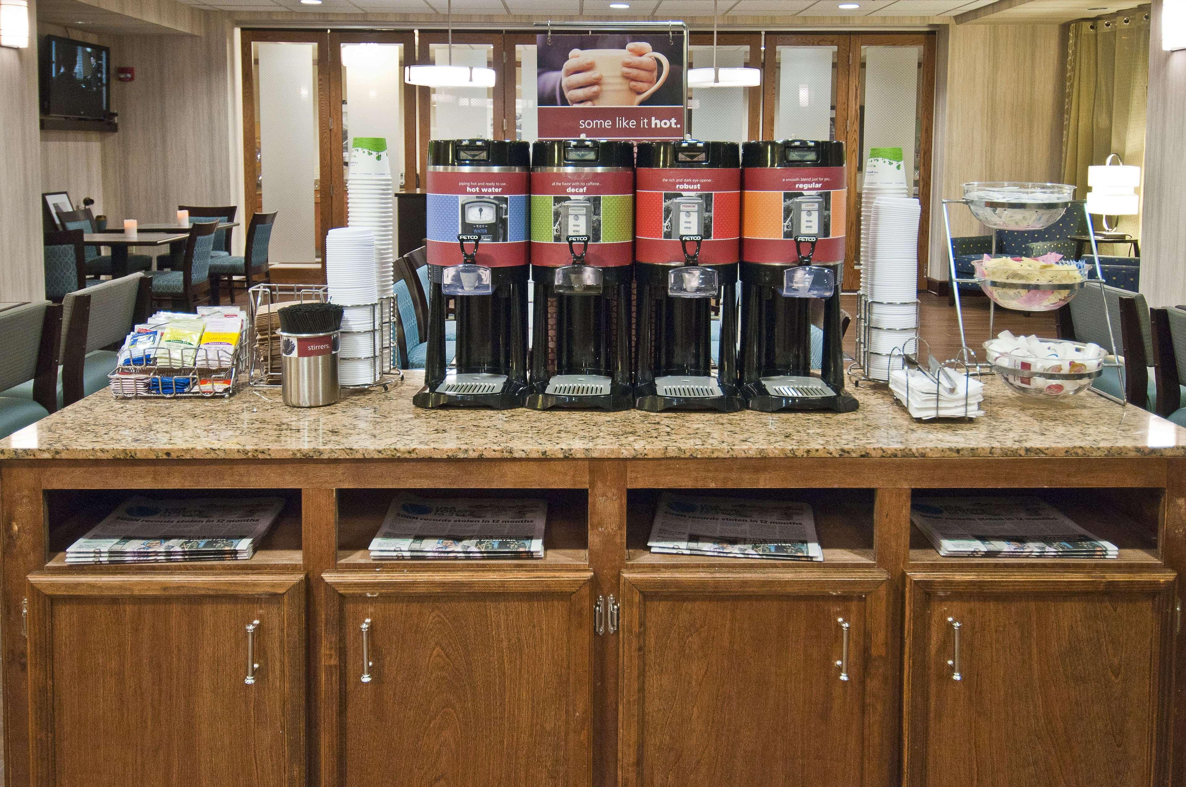 Hampton Inn Canton Extérieur photo