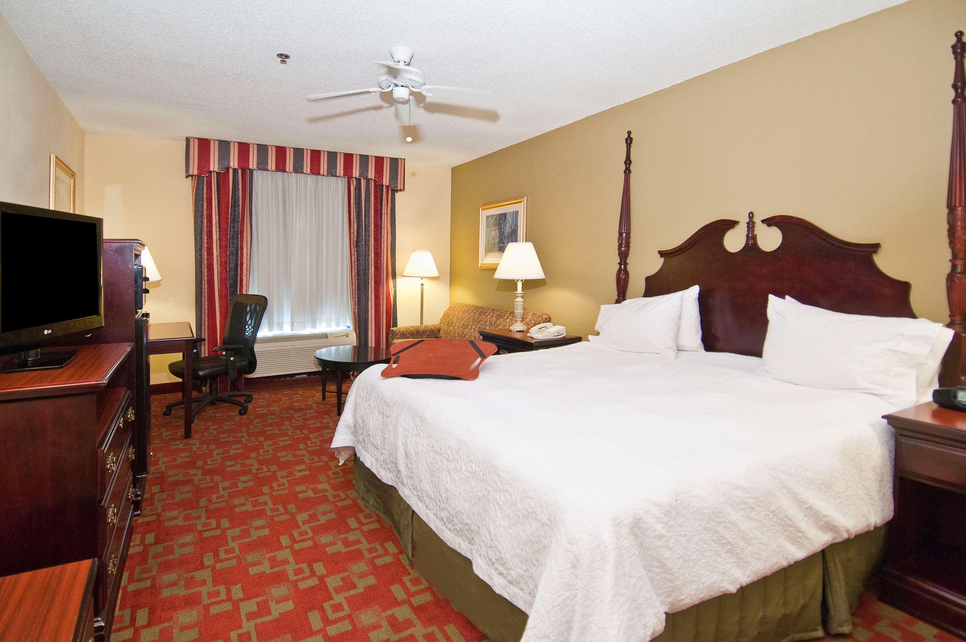 Hampton Inn Canton Extérieur photo
