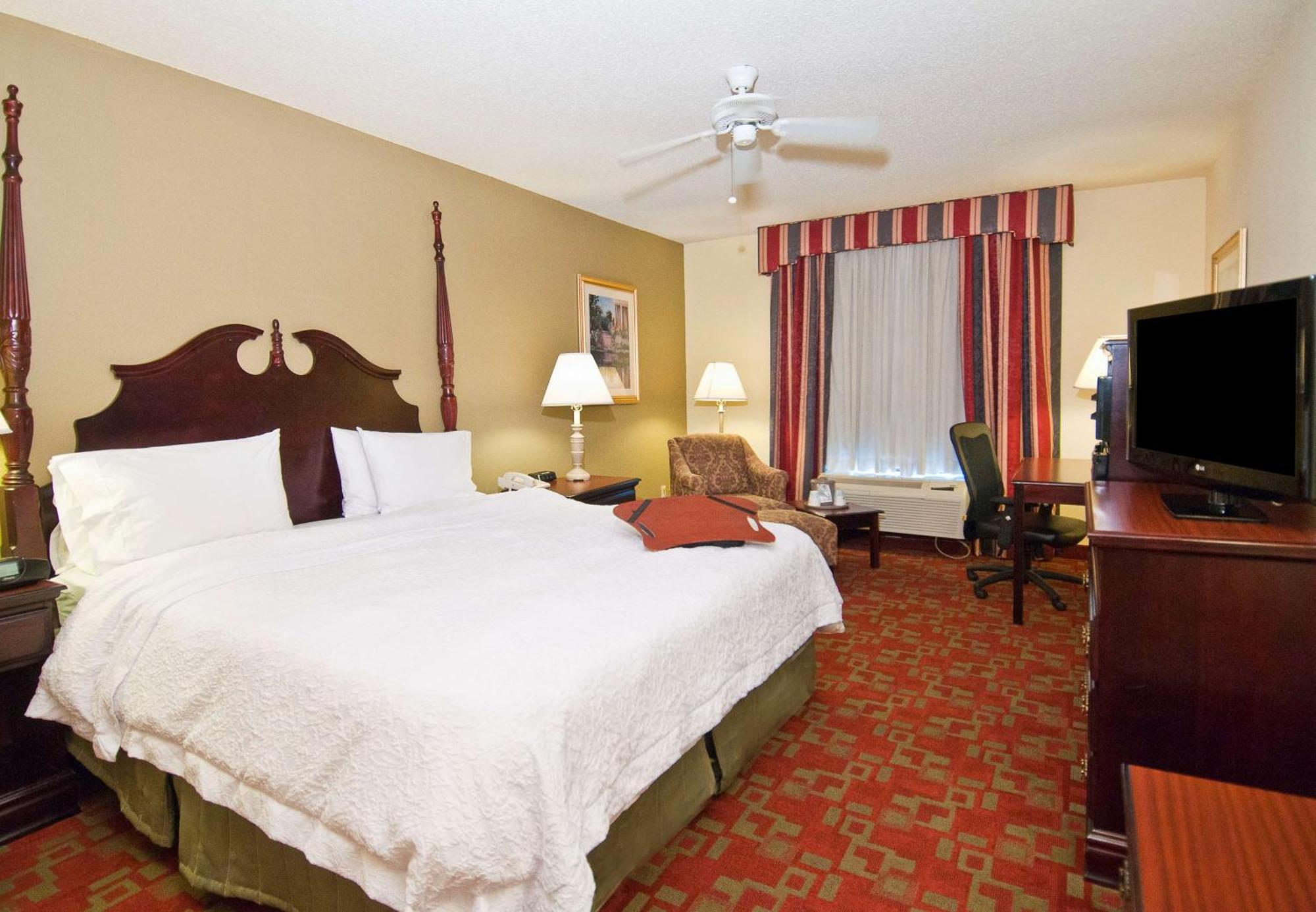 Hampton Inn Canton Extérieur photo