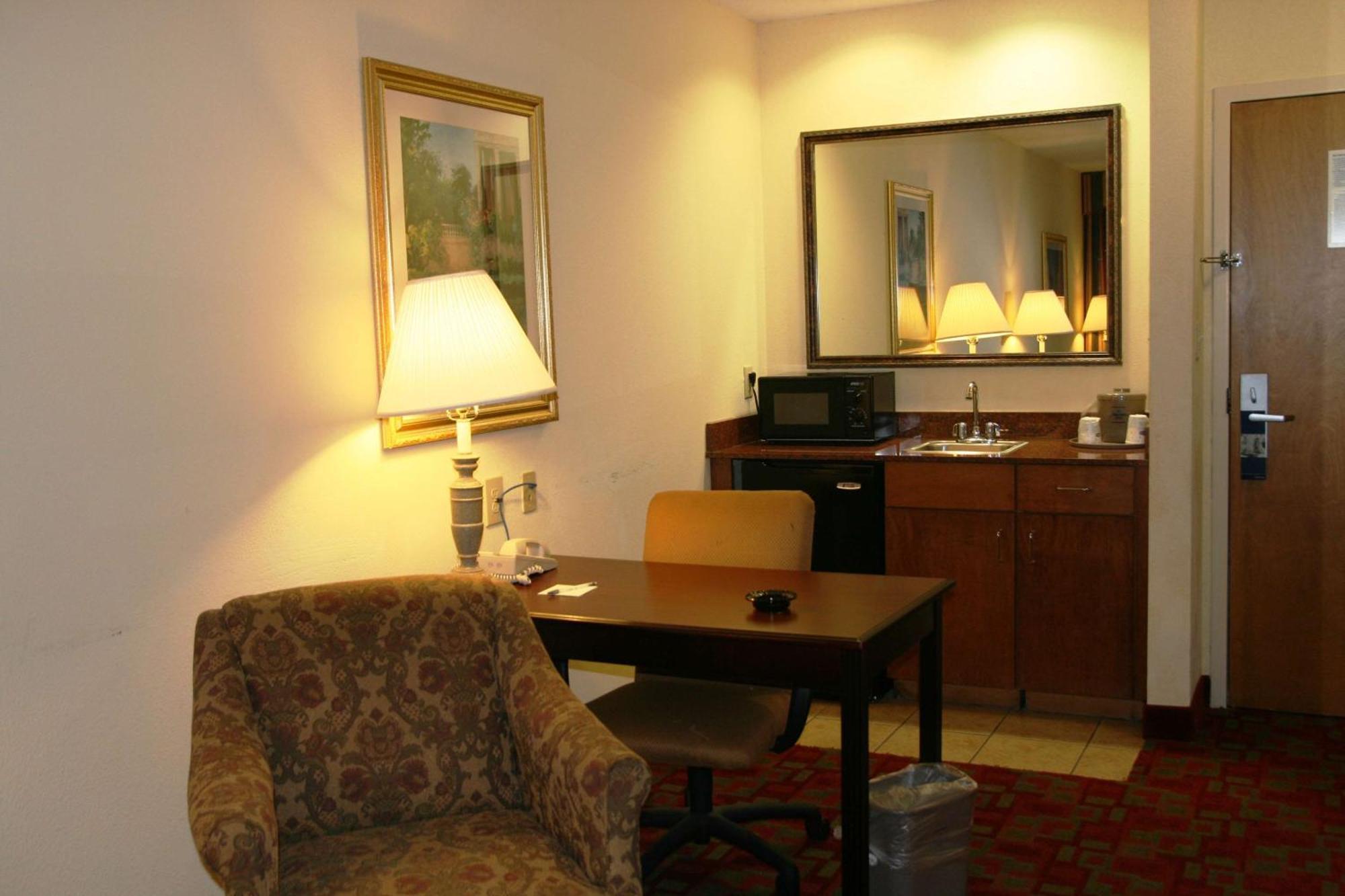 Hampton Inn Canton Extérieur photo