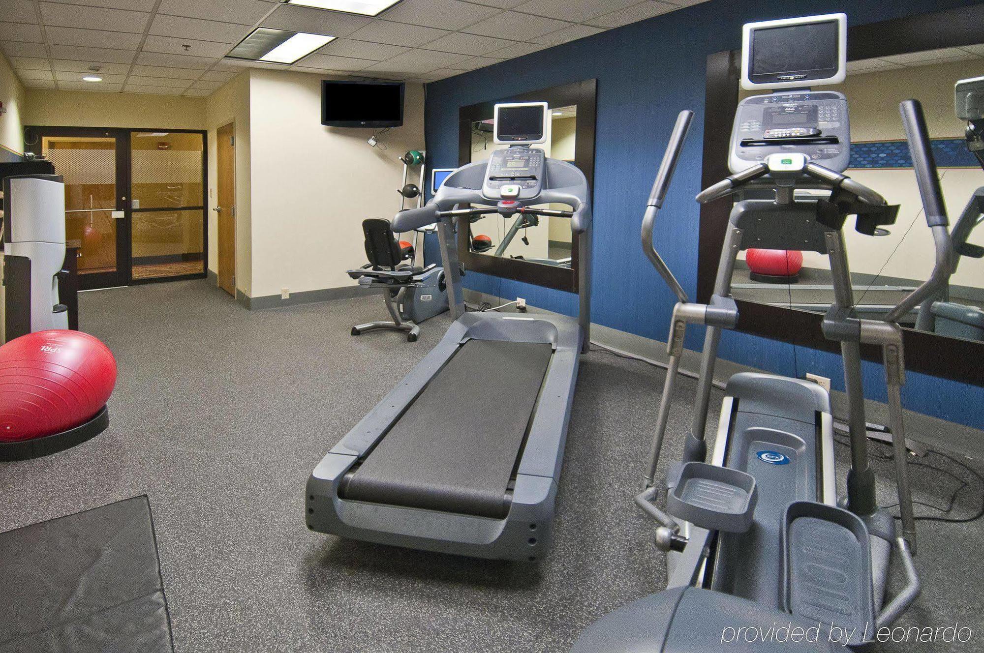 Hampton Inn Canton Extérieur photo