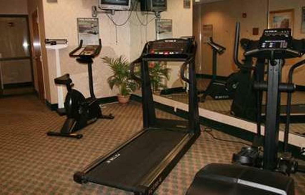 Hampton Inn Canton Extérieur photo